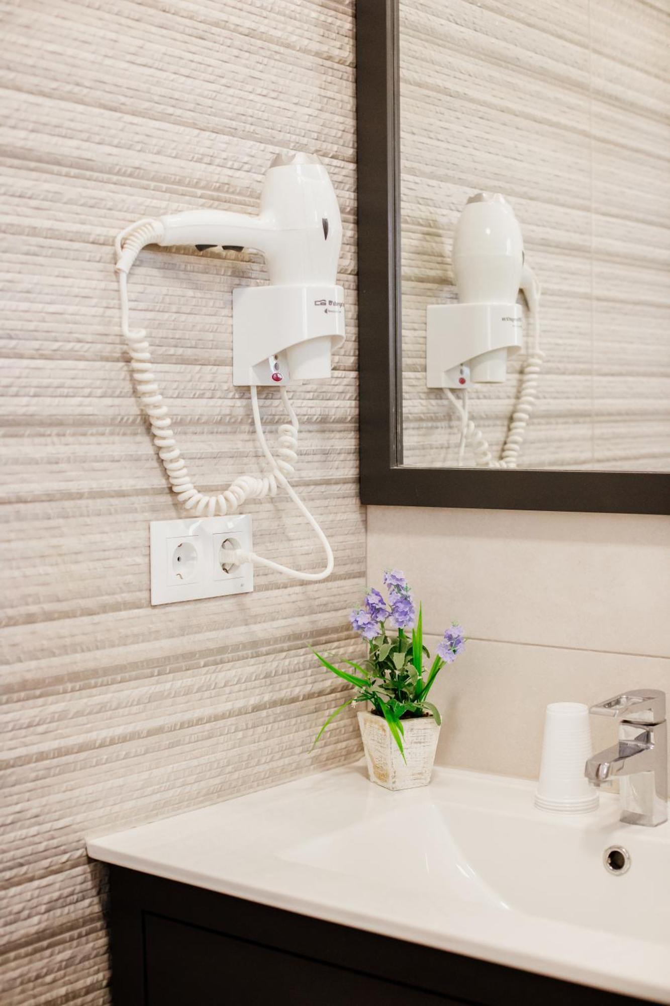 Apartamentos Turisticos Mastil 16 P2 มาลากา ภายนอก รูปภาพ