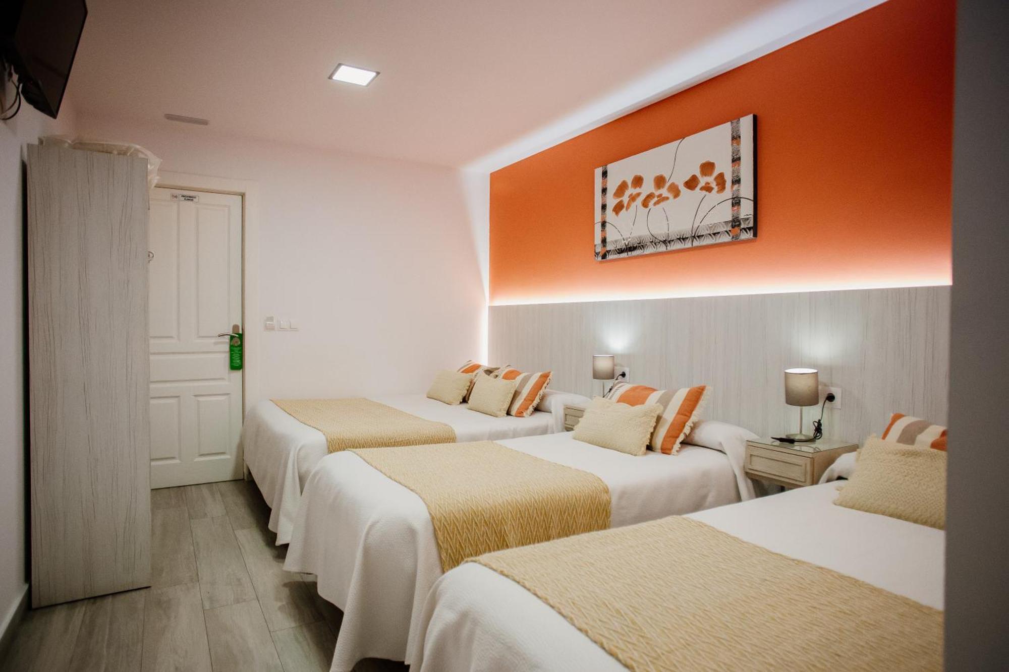 Apartamentos Turisticos Mastil 16 P2 มาลากา ภายนอก รูปภาพ