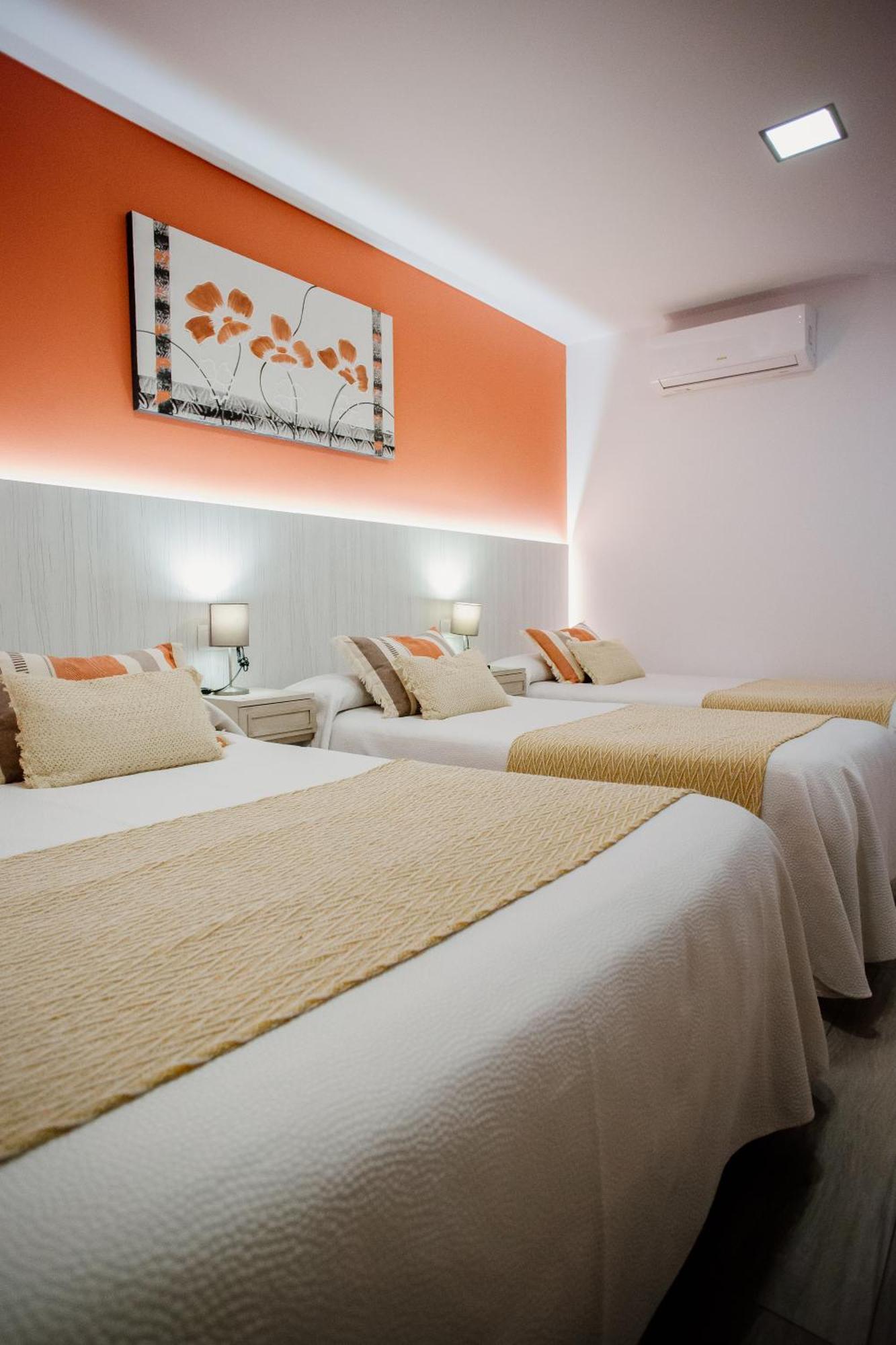Apartamentos Turisticos Mastil 16 P2 มาลากา ภายนอก รูปภาพ
