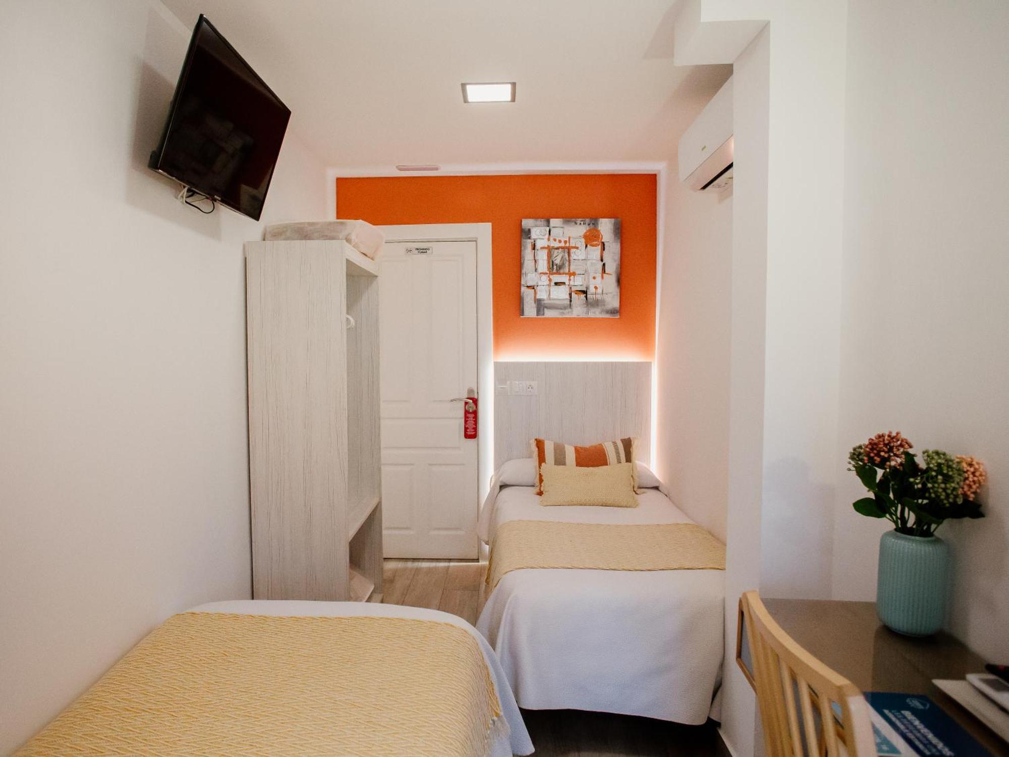 Apartamentos Turisticos Mastil 16 P2 มาลากา ภายนอก รูปภาพ