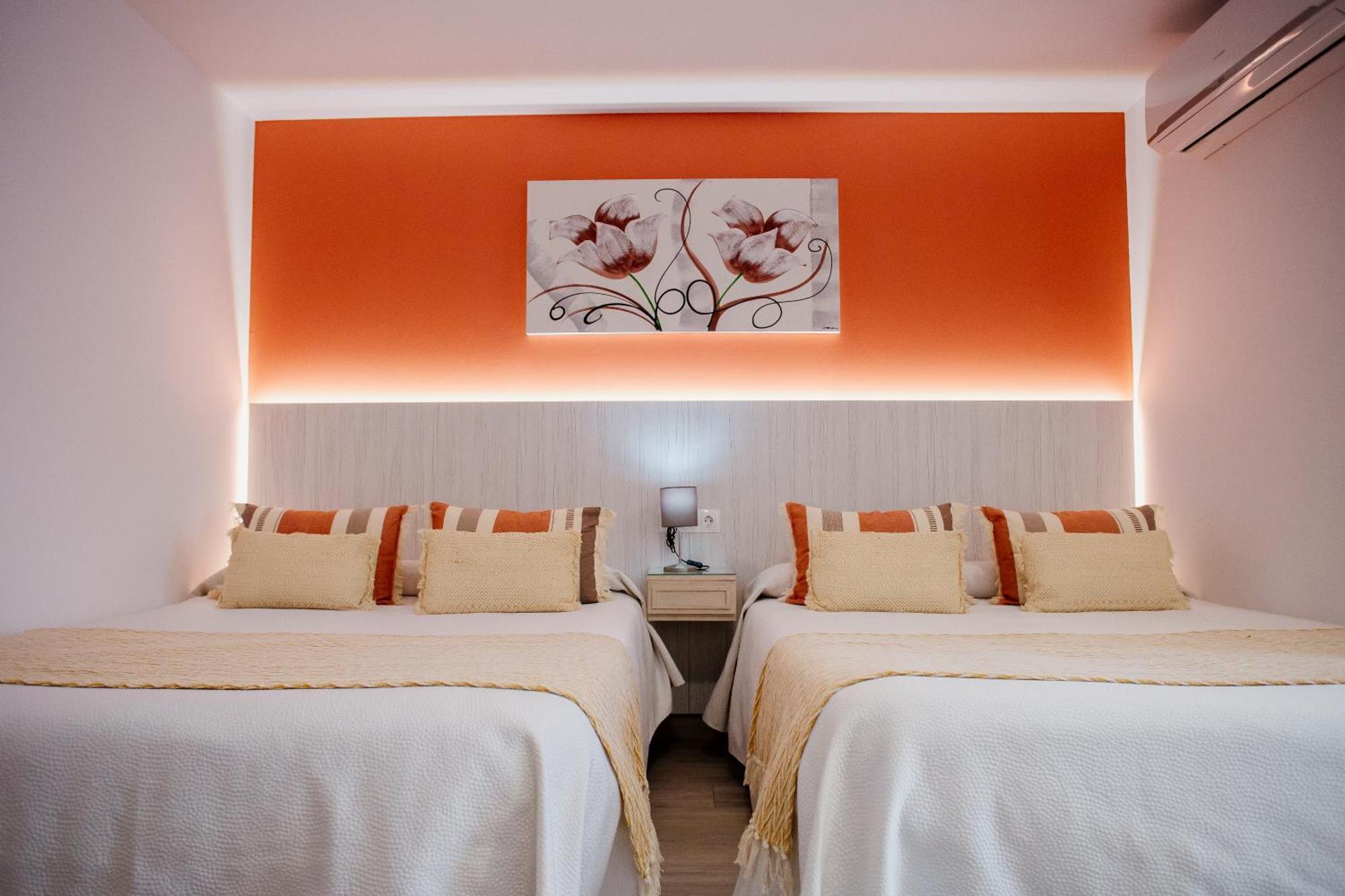 Apartamentos Turisticos Mastil 16 P2 มาลากา ภายนอก รูปภาพ
