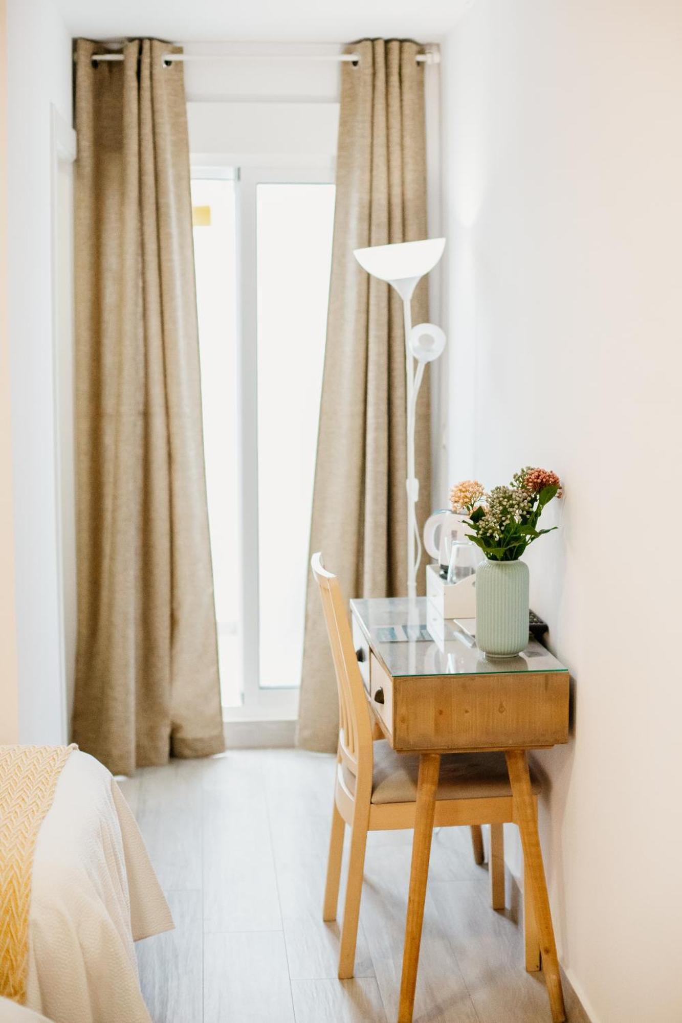 Apartamentos Turisticos Mastil 16 P2 มาลากา ภายนอก รูปภาพ